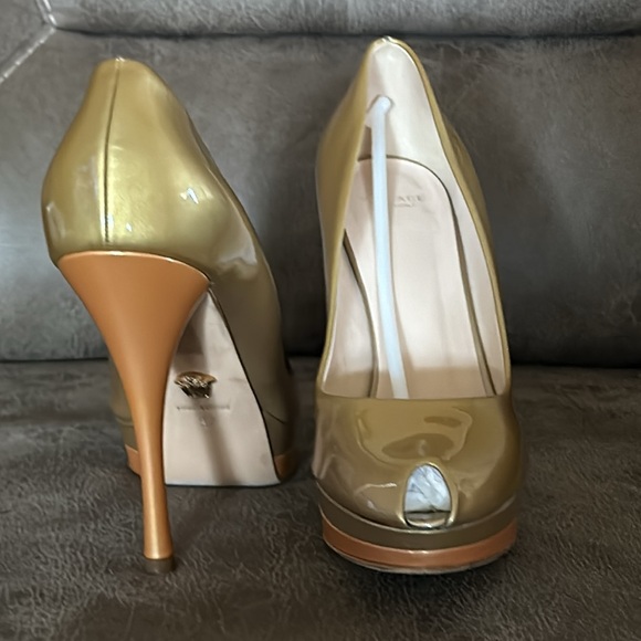 Versace Peep Toe - Picture 3 of 5